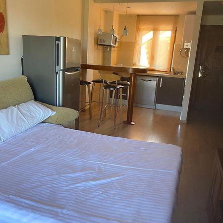 Apartamentos Ciudad De Petra Santillana del Mar Room photo